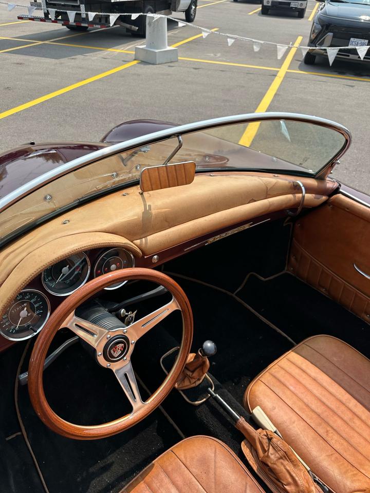 1957 Porsche 356 Speedster Photo