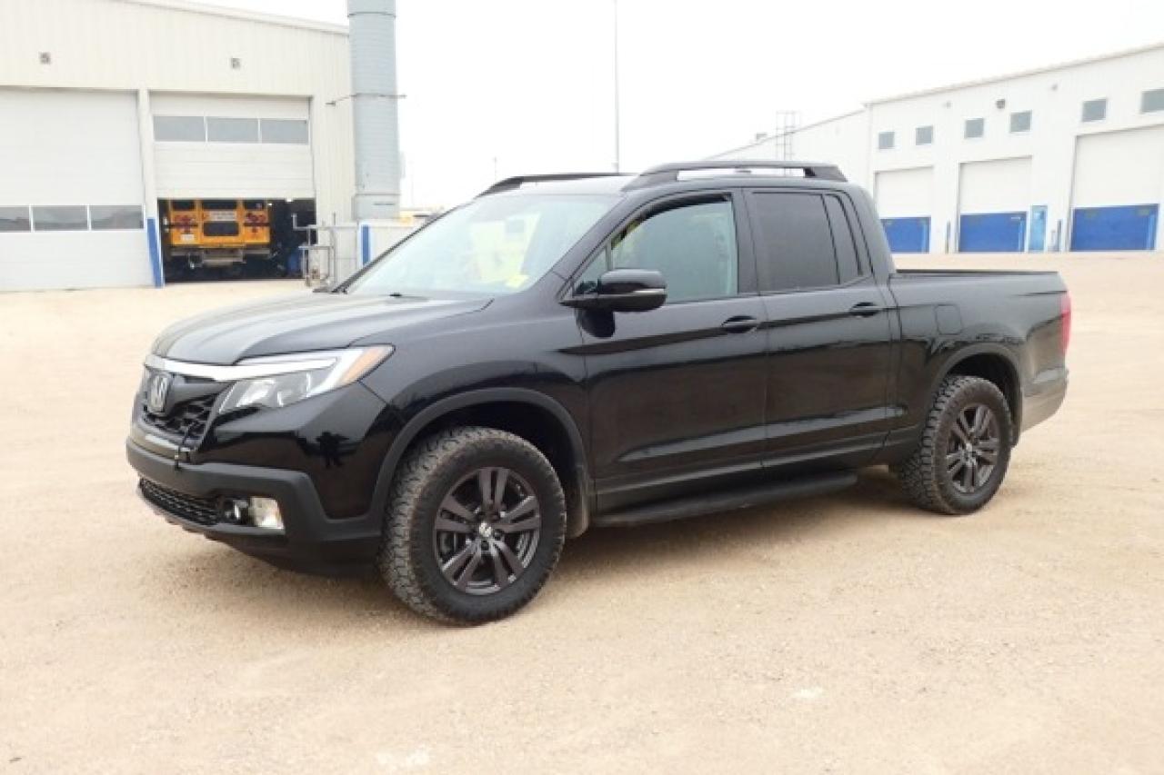 2019 Honda Ridgeline Sport AWD w/Htd cloth, S/R, BUC - Photo #2