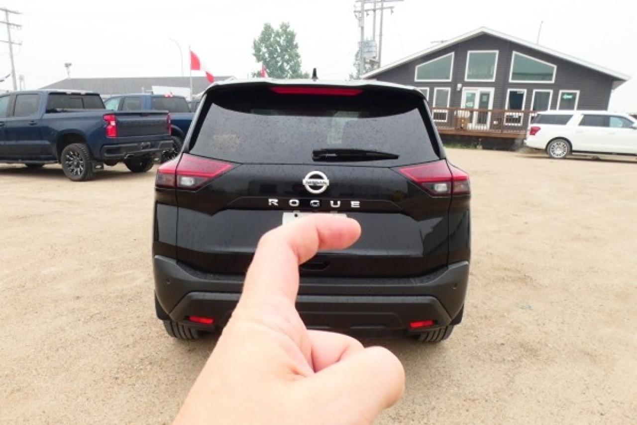 2021 Nissan Rogue S w/Htd cloth, Htd wheel, BUC - Photo #7