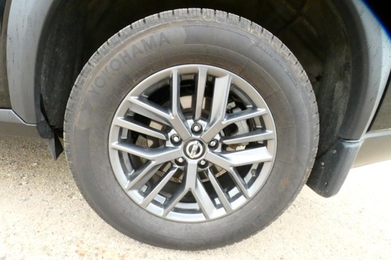 2021 Nissan Rogue S w/Htd cloth, Htd wheel, BUC - Photo #17