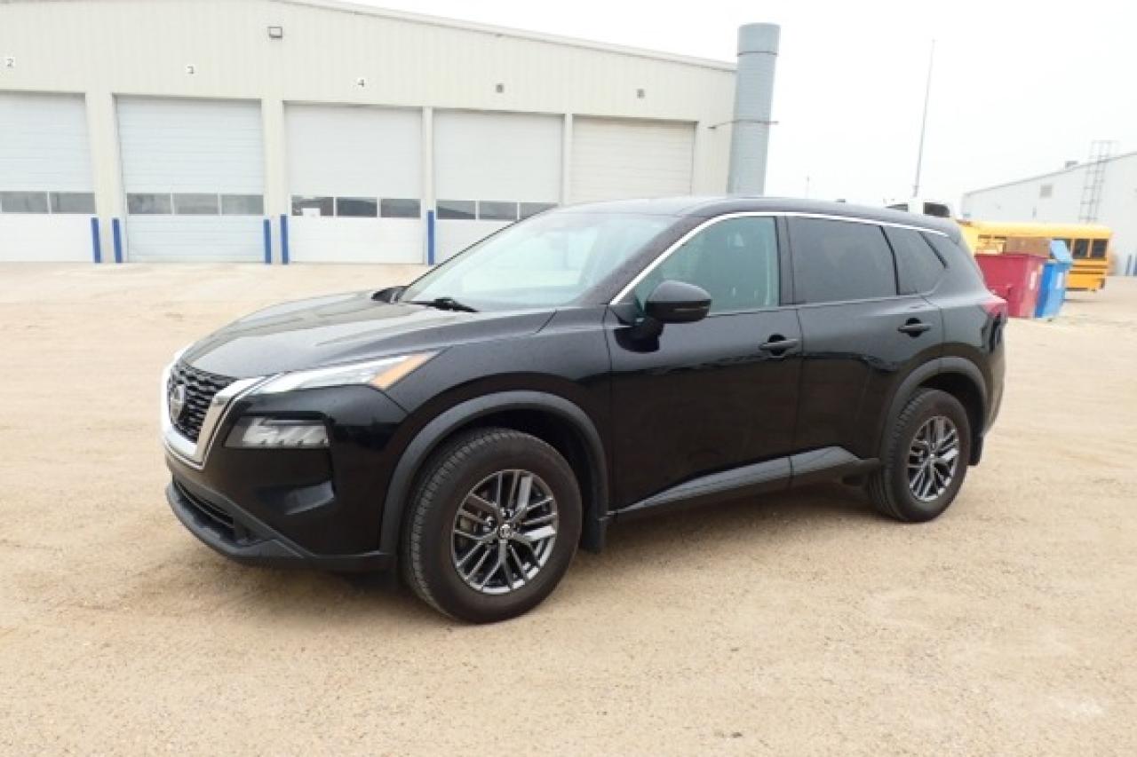 2021 Nissan Rogue S w/Htd cloth, Htd wheel, BUC - Photo #2