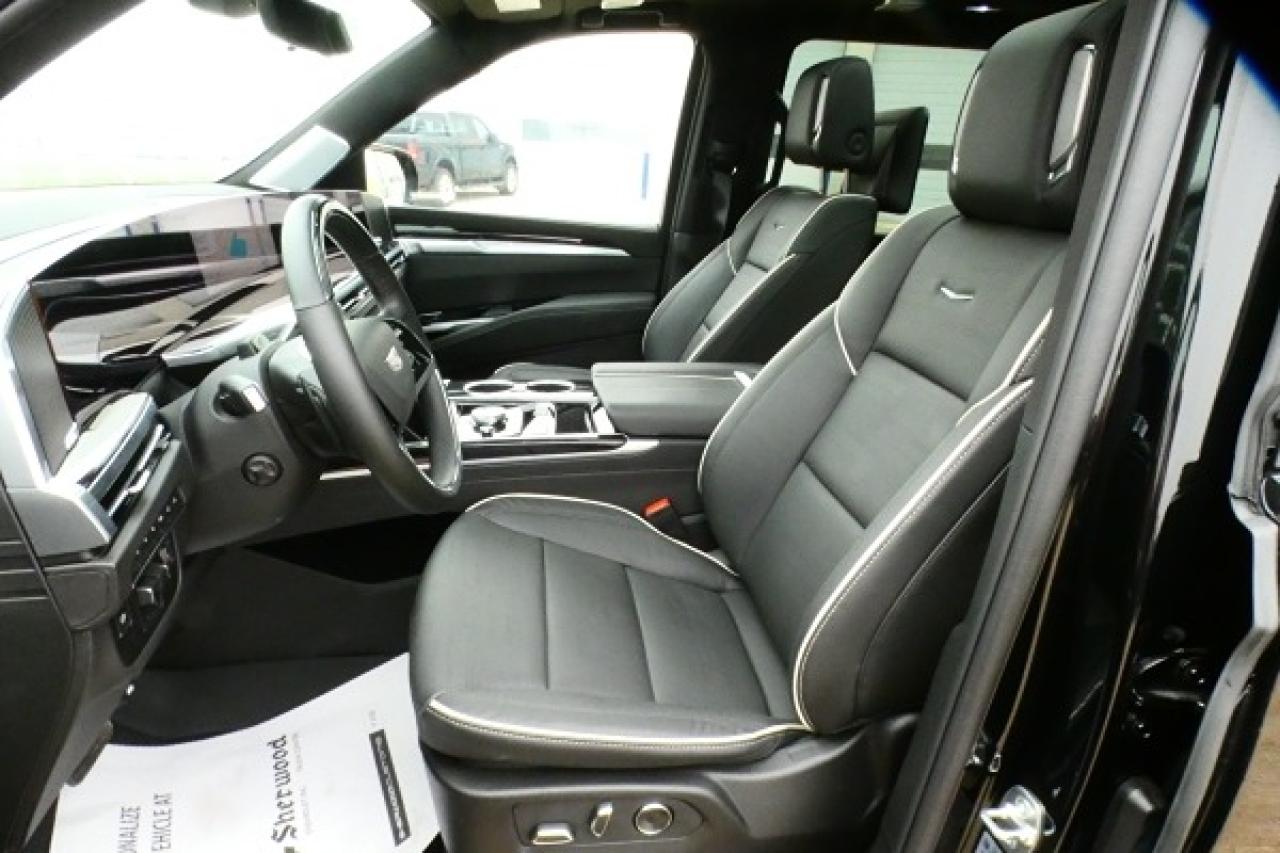 2025 Cadillac Escalade 600 SPORT 4WD w/H&C L, pano S/R, NAV, BUC, PRB,HUD - Photo #11