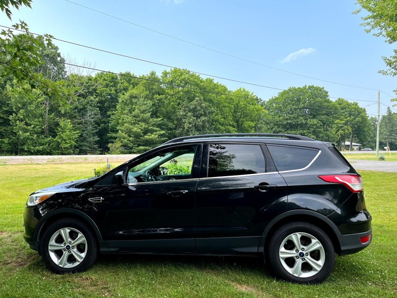 2014 Ford Escape SE - Photo #3