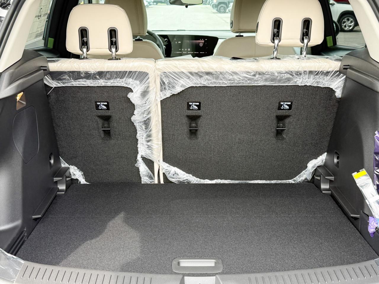 2026 Buick Encore GX Sport Touring 1.3L 3CYL WITH REMOTE START/ENTRY, HEATED SEATS, HEATED STEERING WHEEL, HD REAR VISION CAMERA, APPLE CARPLAY AND ANDROID AUTO Photo4