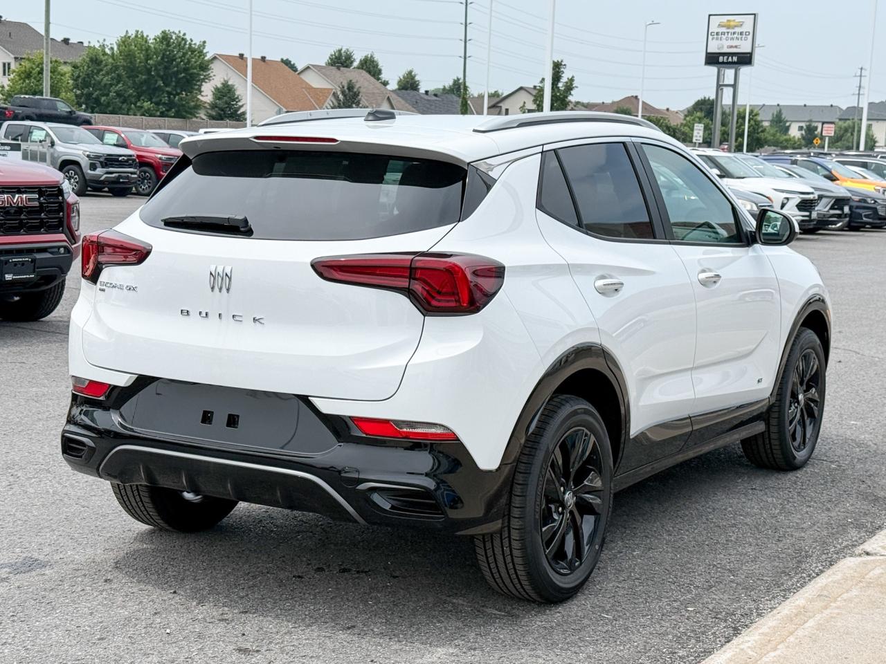2026 Buick Encore GX Sport Touring 1.3L 3CYL WITH REMOTE START/ENTRY, HEATED SEATS, HEATED STEERING WHEEL, HD REAR VISION CAMERA, APPLE CARPLAY AND ANDROID AUTO Photo