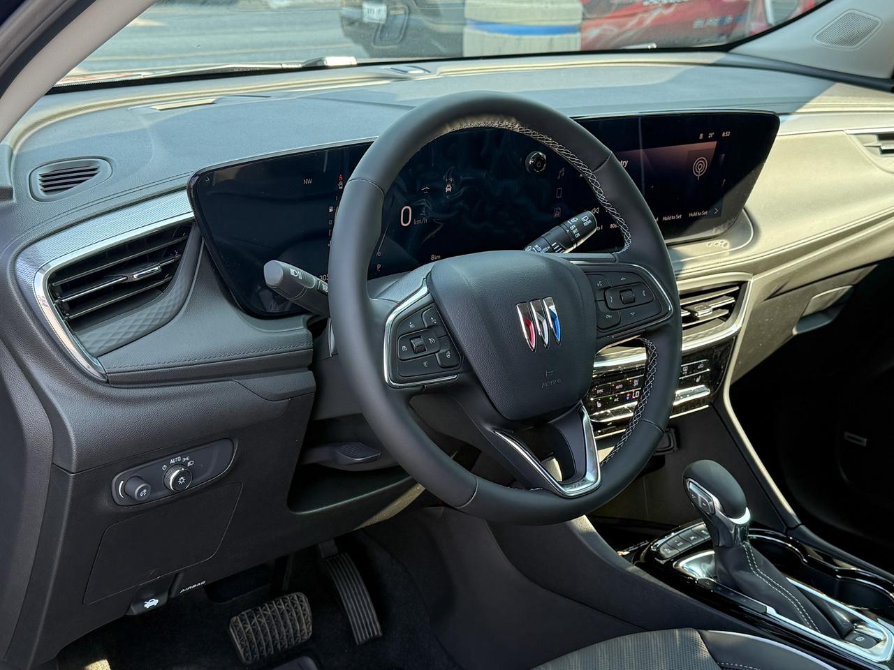 2026 Buick Encore GX Avenir 1.3L 3CYL WITH REMOTE START/ENTRY, HEATED SEATS, HEATED STEERING WHEEL, HD SURROUND VISION, APPLE CARPLAY AND ANDROID AUTO, BOSE SOUND SYSTEM Photo