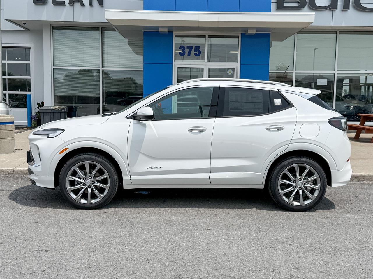 2026 Buick Encore GX Avenir 1.3L 3CYL WITH REMOTE START/ENTRY, HEATED SEATS, HEATED STEERING WHEEL, HD REAR VISION CAMERA, APPLE CARPLAY AND ANDROID AUTO, BOSE SOUND SYSTEM Photo5