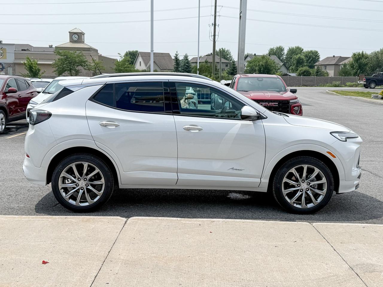 2026 Buick Encore GX Avenir 1.3L 3CYL WITH REMOTE START/ENTRY, HEATED SEATS, HEATED STEERING WHEEL, HD REAR VISION CAMERA, APPLE CARPLAY AND ANDROID AUTO, BOSE SOUND SYSTEM Photo