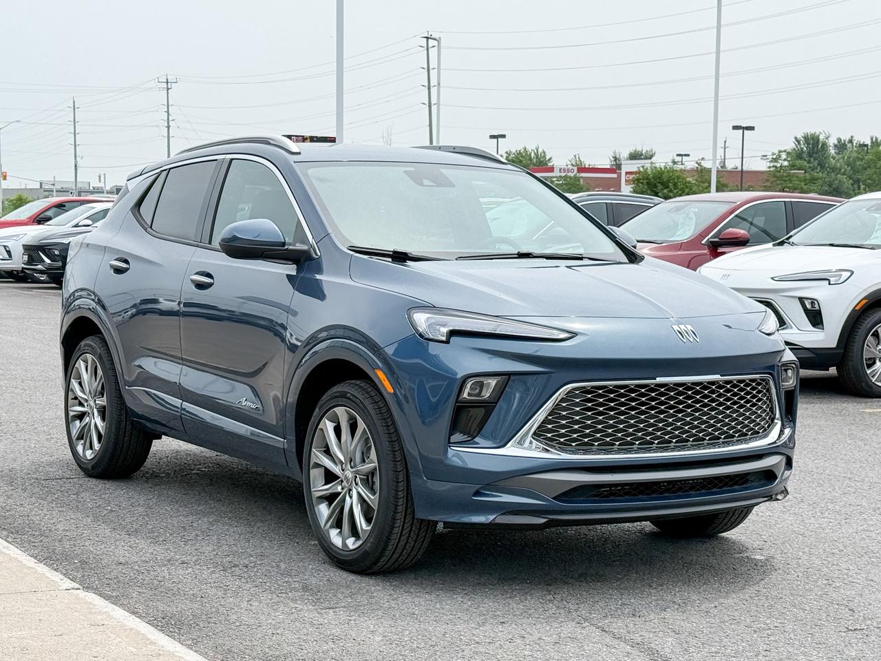 2026 Buick Encore GX Avenir 1.3L 3CYL WITH REMOTE START/ENTRY, HEATED SEATS, HEATED STEERING WHEEL, HD REAR VISION CAMERA, APPLE CARPLAY AND ANDROID AUTO, BOSE SOUND SYSTEM Photo