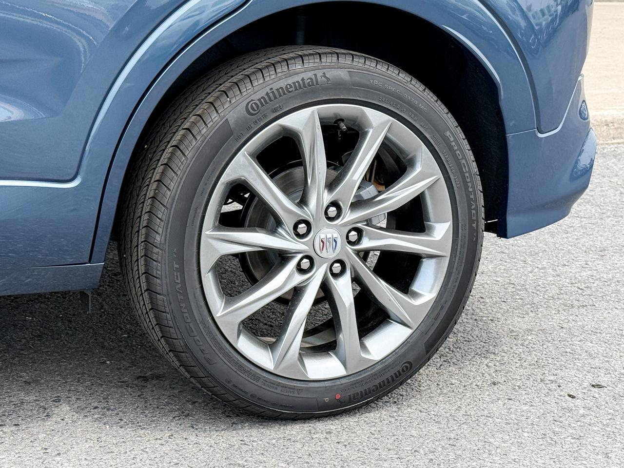 2026 Buick Encore GX Avenir 1.3L 3CYL WITH REMOTE START/ENTRY, HEATED SEATS, HEATED STEERING WHEEL, HD REAR VISION CAMERA, APPLE CARPLAY AND ANDROID AUTO, BOSE SOUND SYSTEM Photo