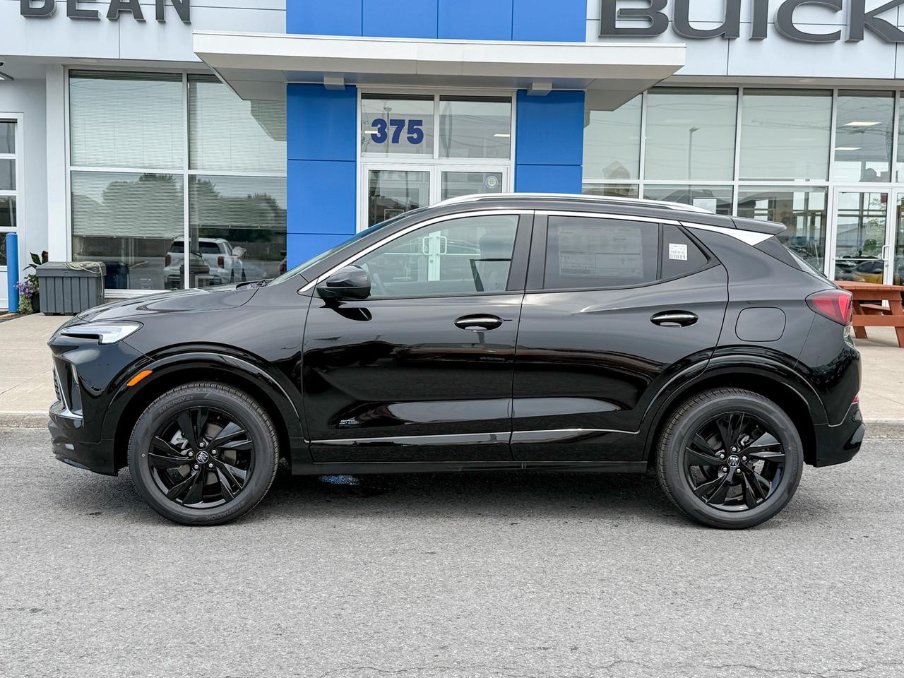 2026 Buick Encore GX Sport Touring 1.3L 3CYL WITH REMOTE START/ENTRY, HEATED SEATS, HEATED STEERING WHEEL, HD REAR VISION CAMERA, APPLE CARPLAY AND ANDROID AUTO Photo1