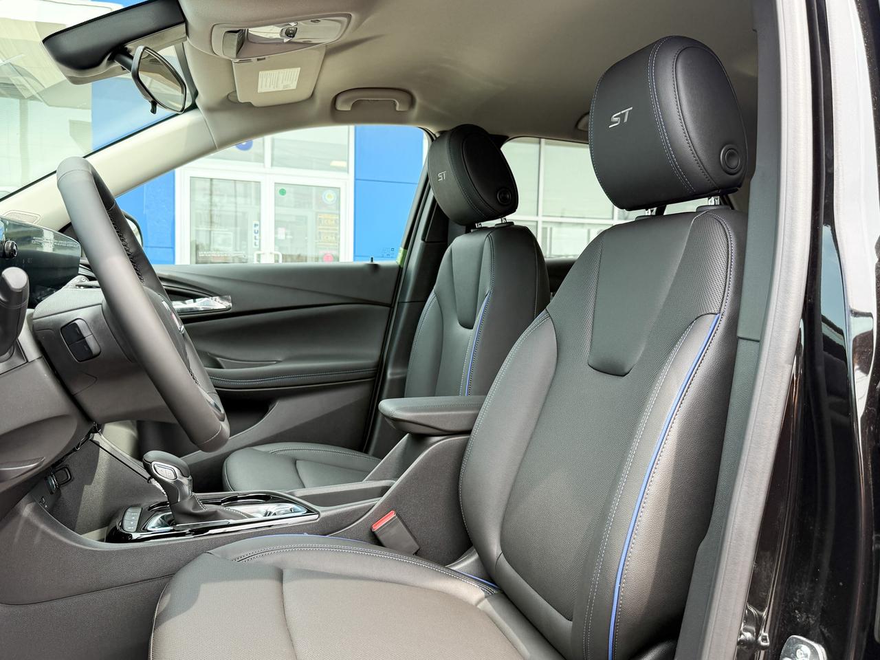 2026 Buick Encore GX Sport Touring 1.3L 3CYL WITH REMOTE START/ENTRY, HEATED SEATS, HEATED STEERING WHEEL, HD REAR VISION CAMERA, APPLE CARPLAY AND ANDROID AUTO Photo