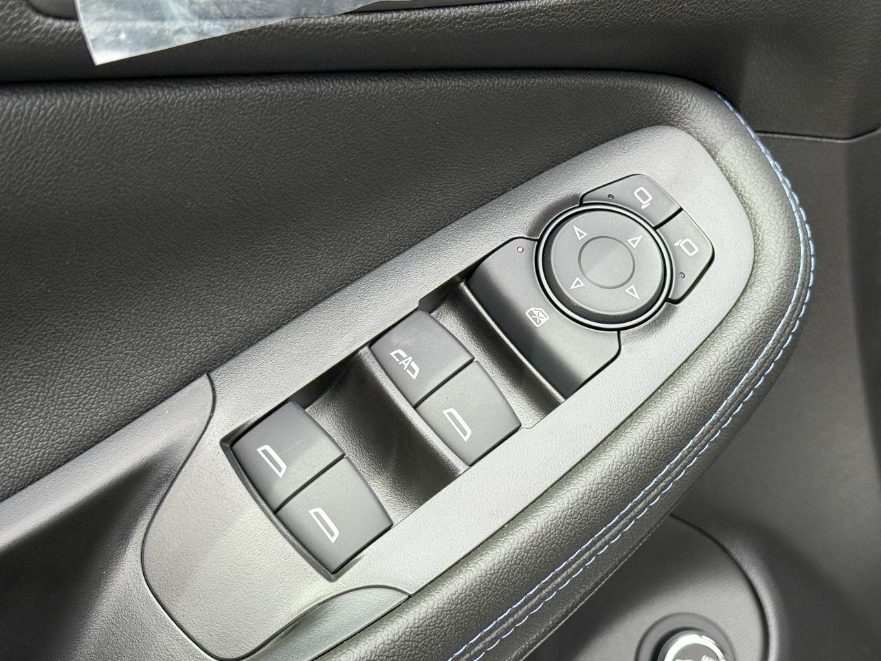 2026 Buick Encore GX Sport Touring 1.3L 3CYL WITH REMOTE START/ENTRY, HEATED SEATS, HEATED STEERING WHEEL, HD REAR VISION CAMERA, APPLE CARPLAY AND ANDROID AUTO Photo
