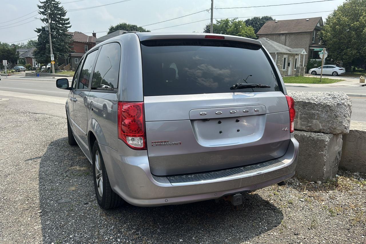2014 Dodge Grand Caravan R/T - Photo #4