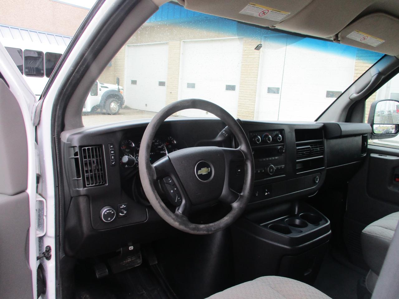2014 Chevrolet Express Cargo Van  - Photo #9