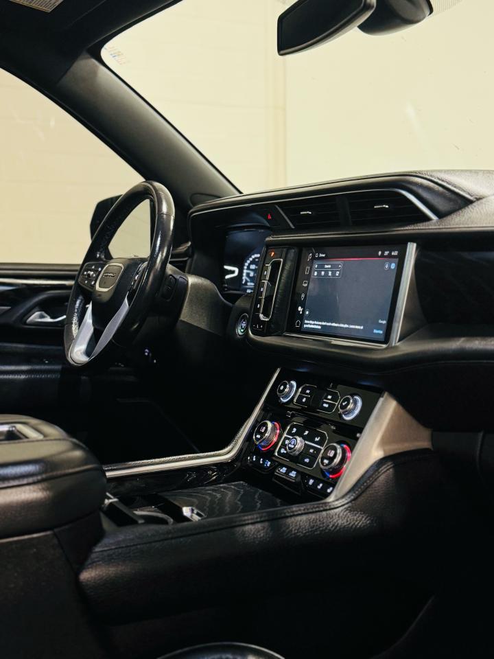 2022 GMC Yukon Denali - Photo #20