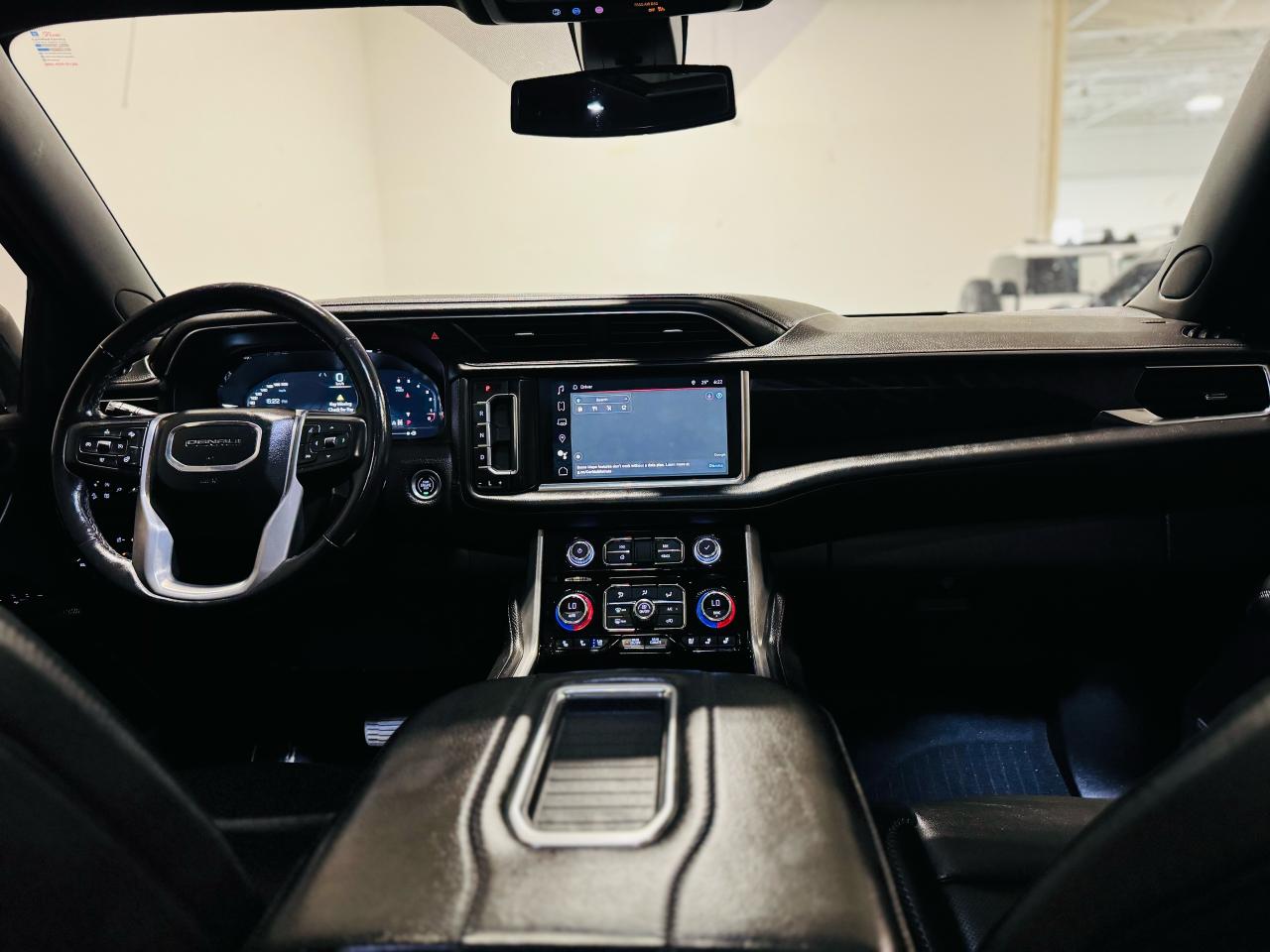 2022 GMC Yukon Denali - Photo #18
