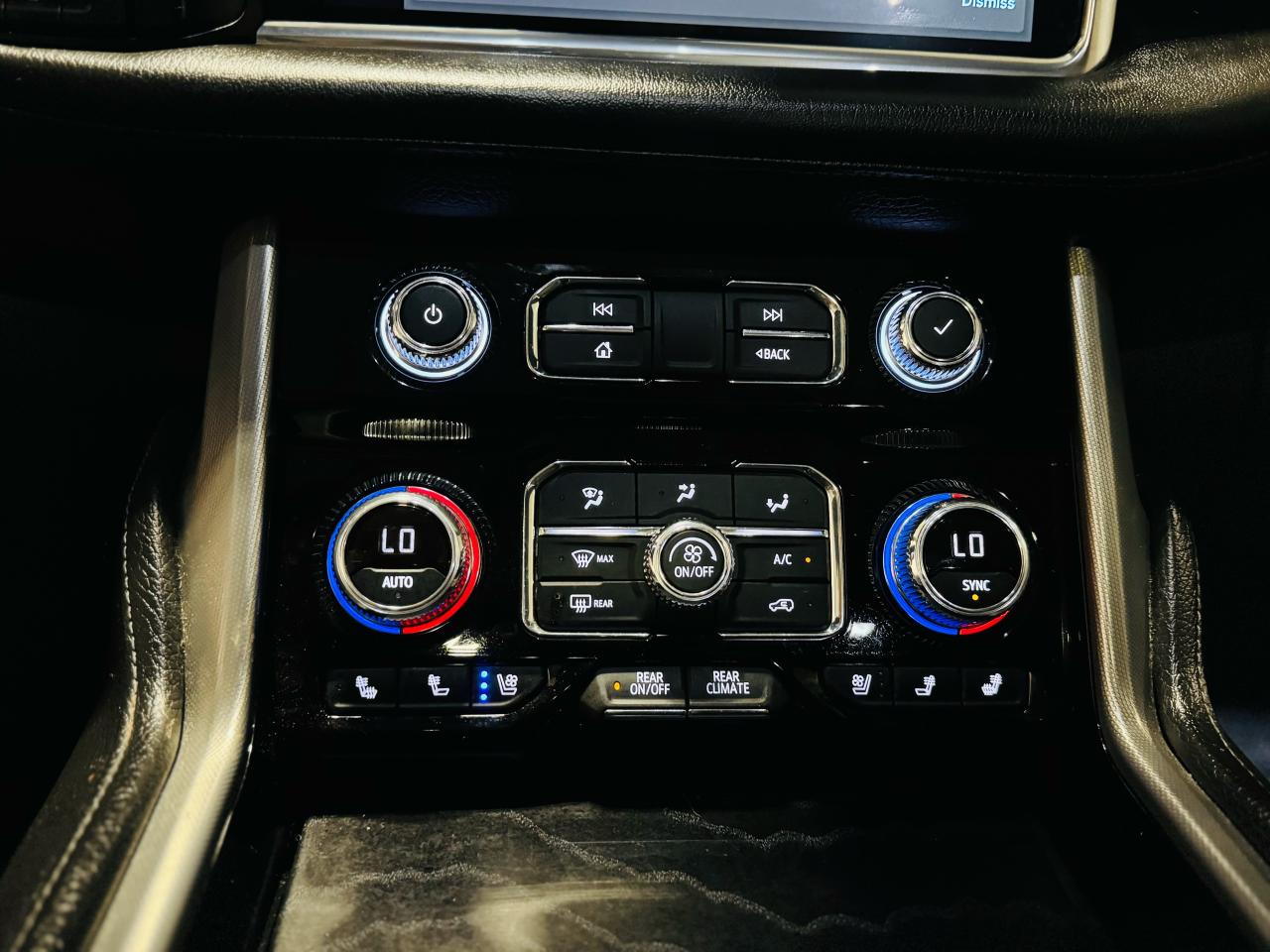 2022 GMC Yukon Denali - Photo #12