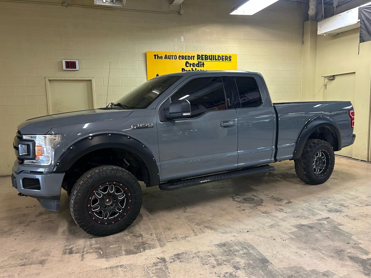 2019 Ford F-150 SPORT - Photo #3