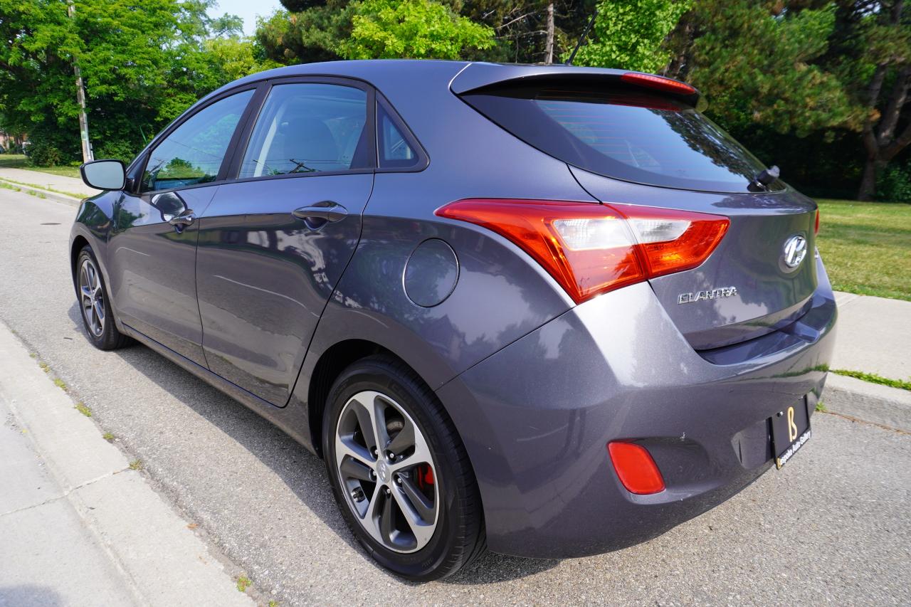 2017 Hyundai Elantra GT SE / 1 OWNER / NO ACCIDENTS / Photo2