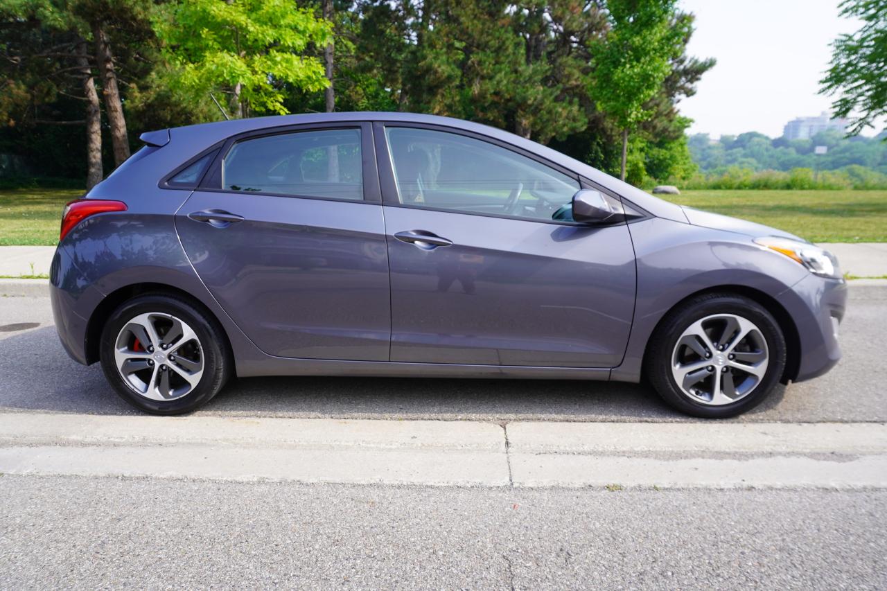 2017 Hyundai Elantra GT SE / 1 OWNER / NO ACCIDENTS / Photo4