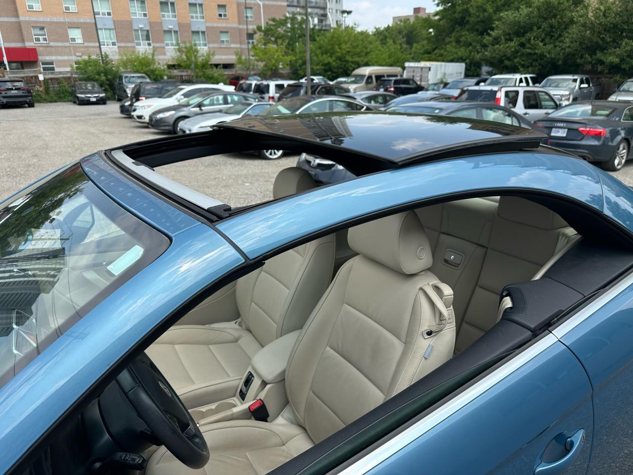 2008 Volkswagen Eos 2DR CONV DSG - Photo #6