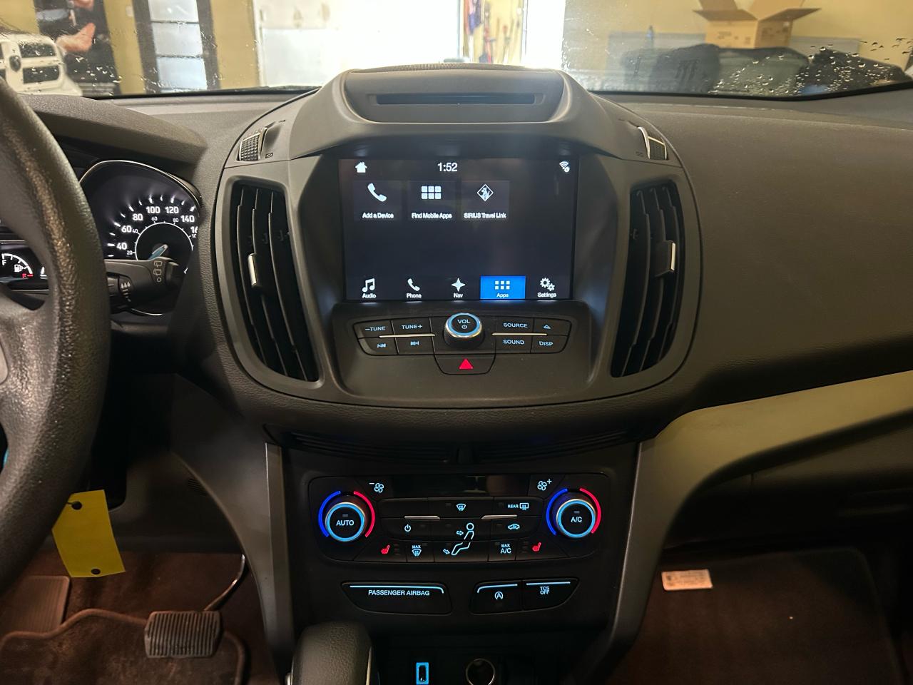 2018 Ford Escape SE - Photo #11