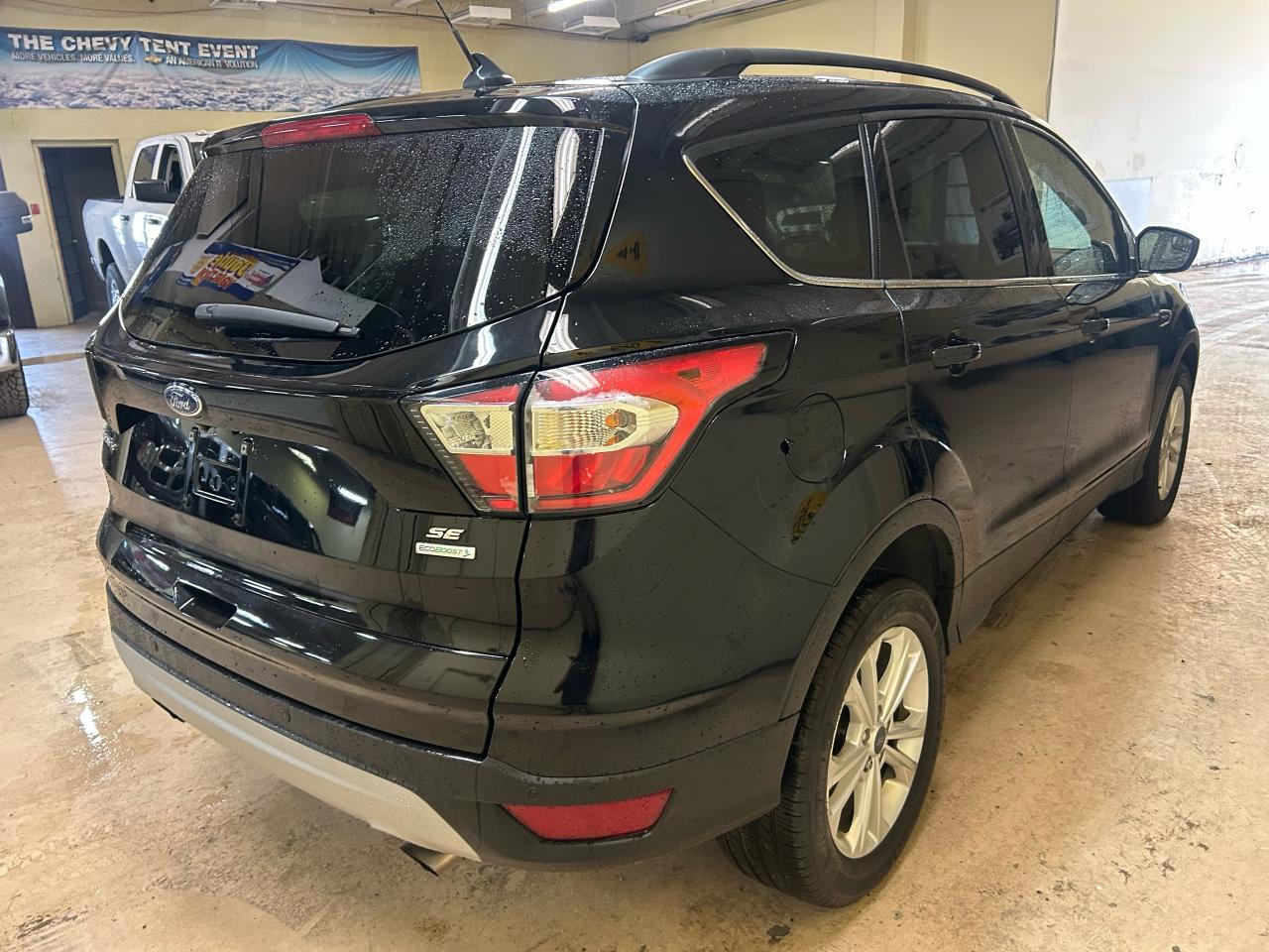 2018 Ford Escape SE - Photo #5