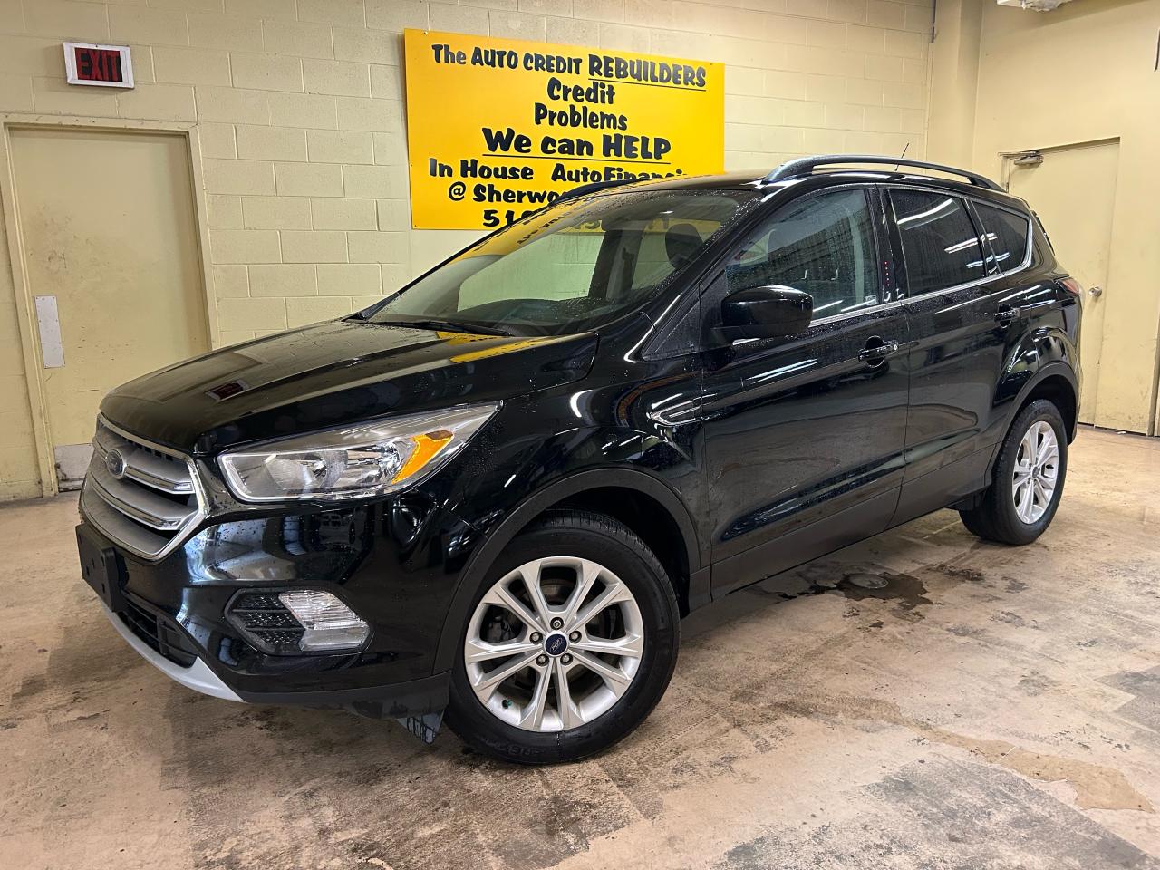 2018 Ford Escape SE - Photo #2