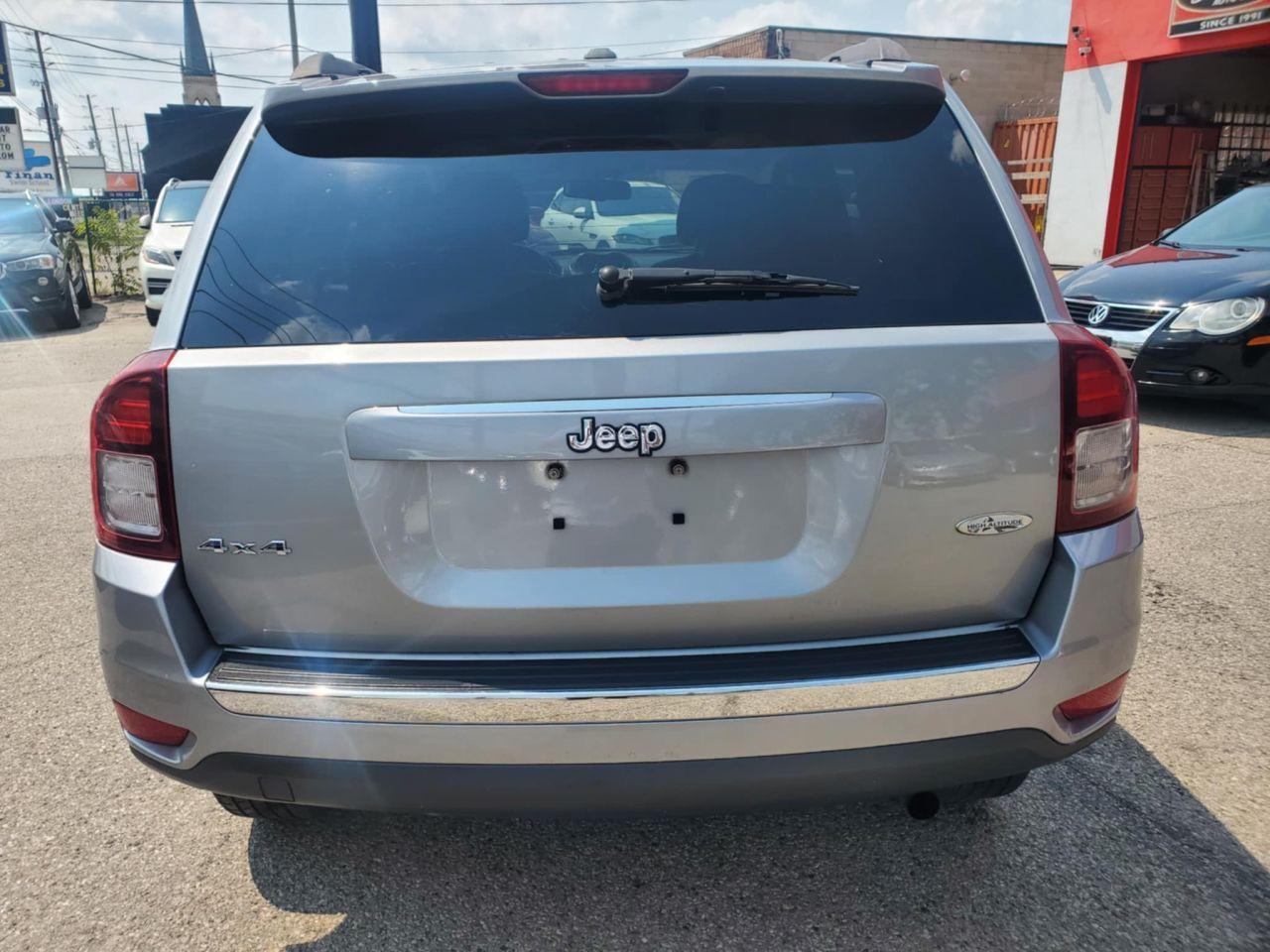 2016 Jeep Compass 4WD HIGH ALTITUDE Photo