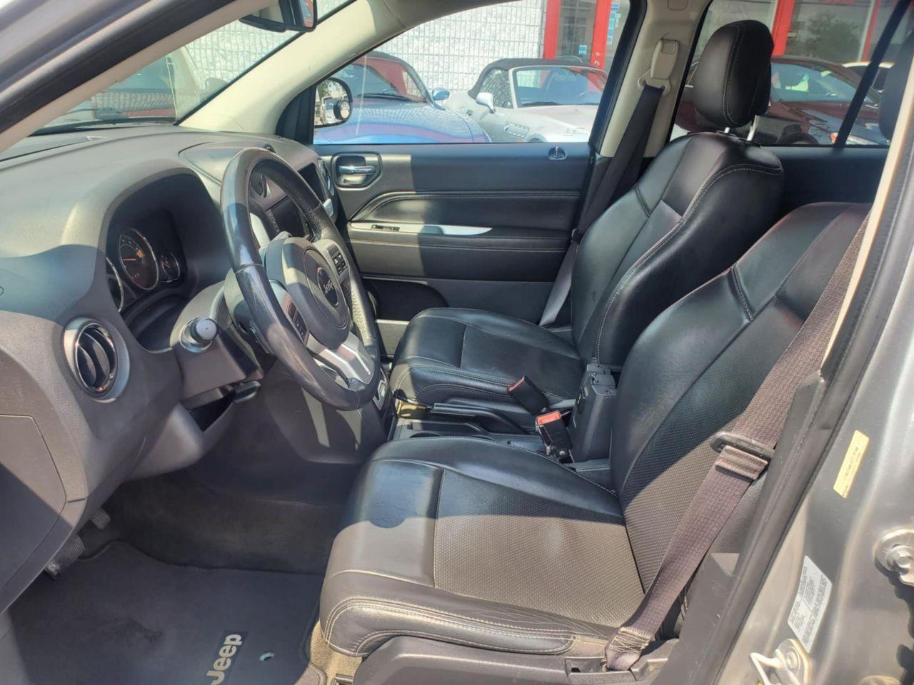 2016 Jeep Compass 4WD HIGH ALTITUDE Photo