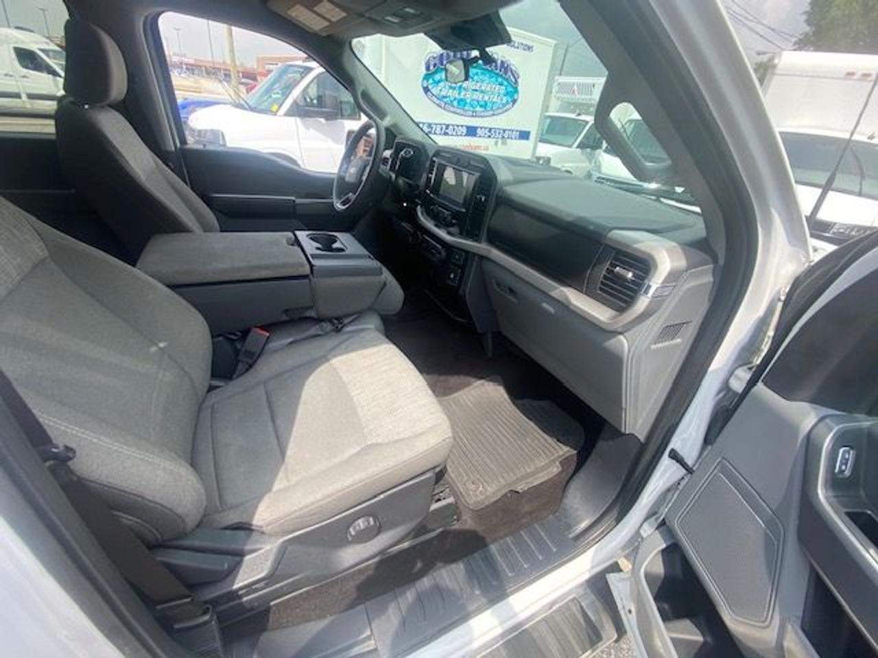 2022 Ford F-150 XL Photo