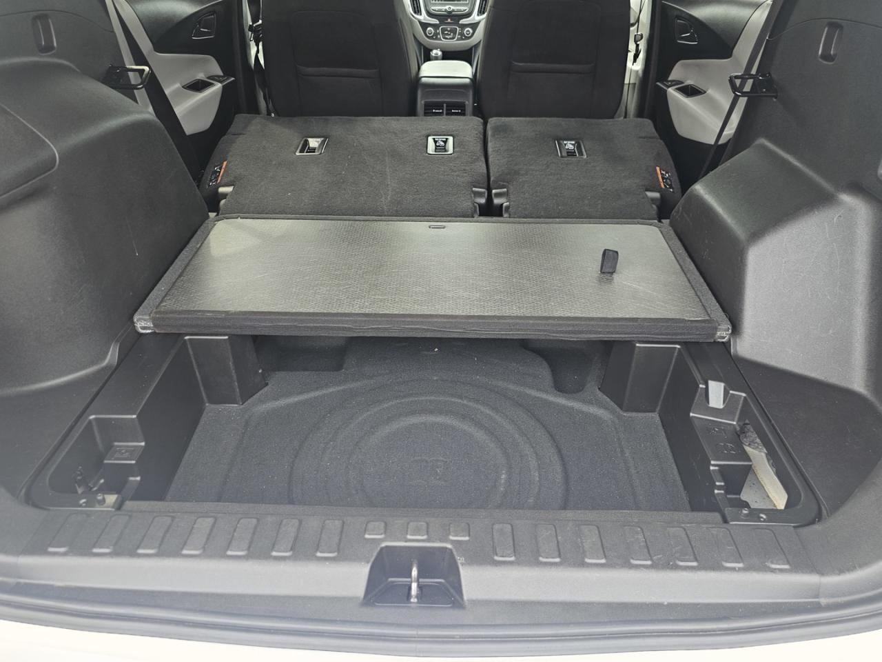 2019 Chevrolet Equinox LT - Photo #24