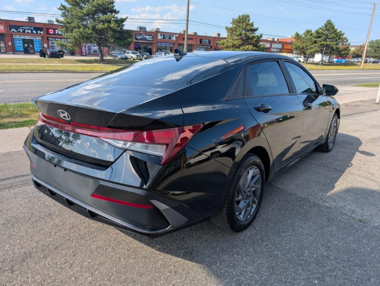 2024 Hyundai Elantra SEL - Photo #6