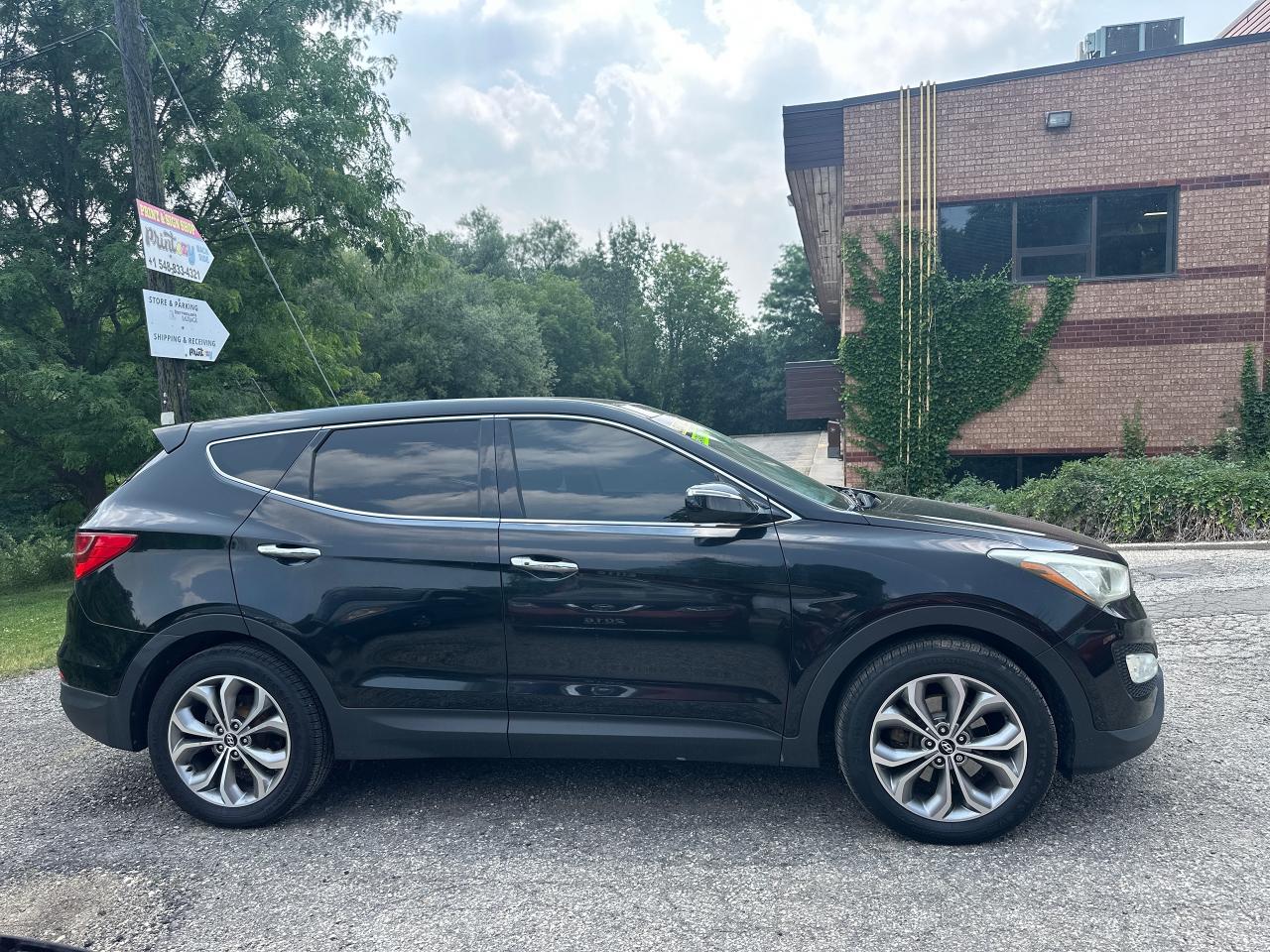 2013 Hyundai Santa Fe SE - Photo #2