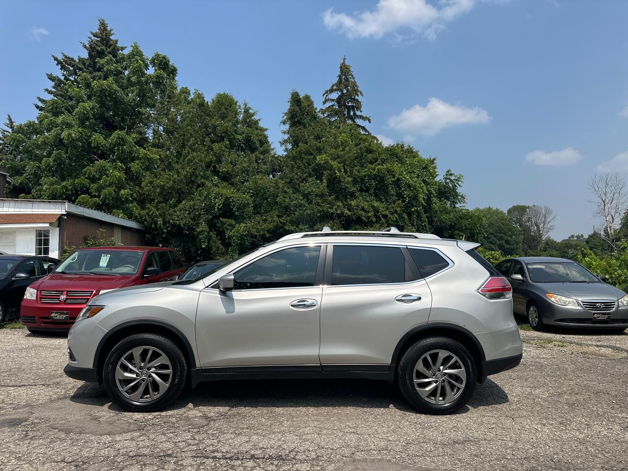 2015 Nissan Rogue SL - Photo #6