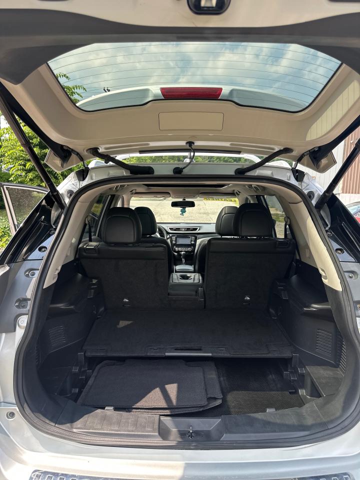 2015 Nissan Rogue SL - Photo #11