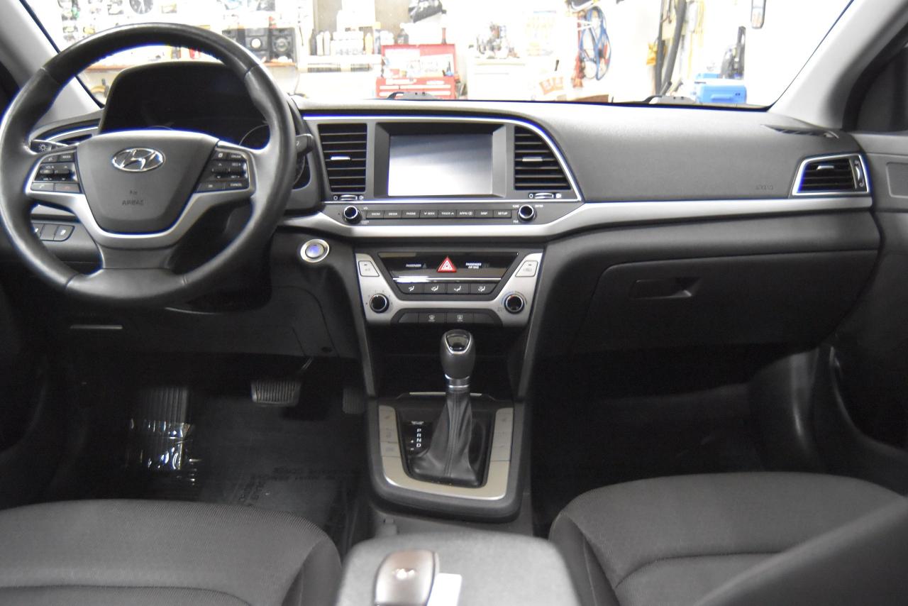 2018 Hyundai Elantra AUTO - Photo #14
