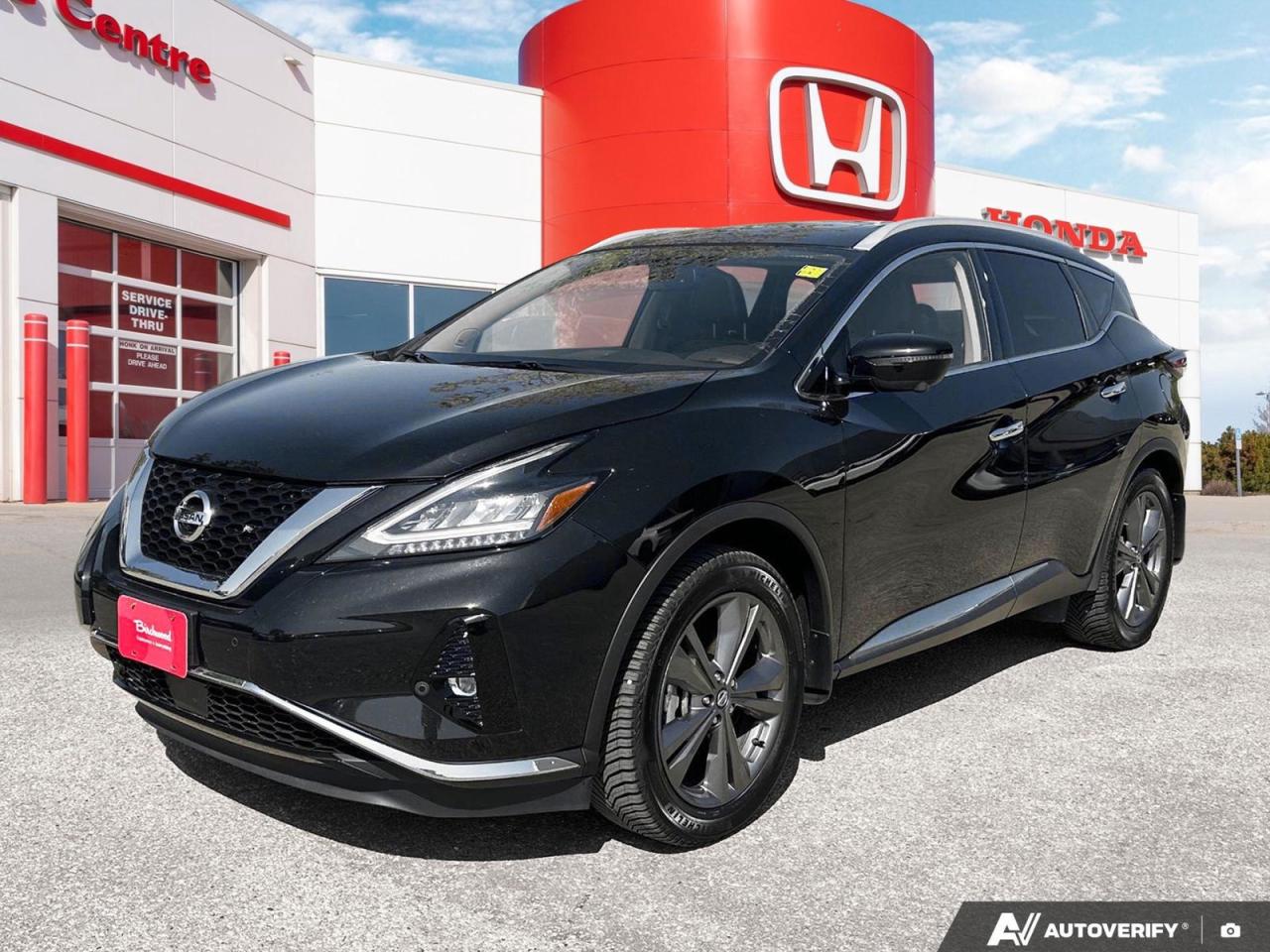 Used 2022 Nissan Murano Platinum Panoramic Moonroof | Massaging 8-way Power Driver Seat | Apple CarPlay & Android Auto for sale in Winnipeg, MB