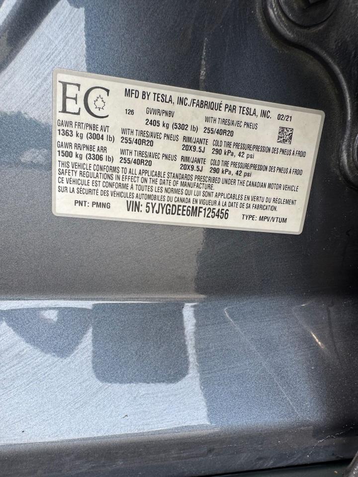 2021 Tesla Model Y LONG RANGE - Photo #17