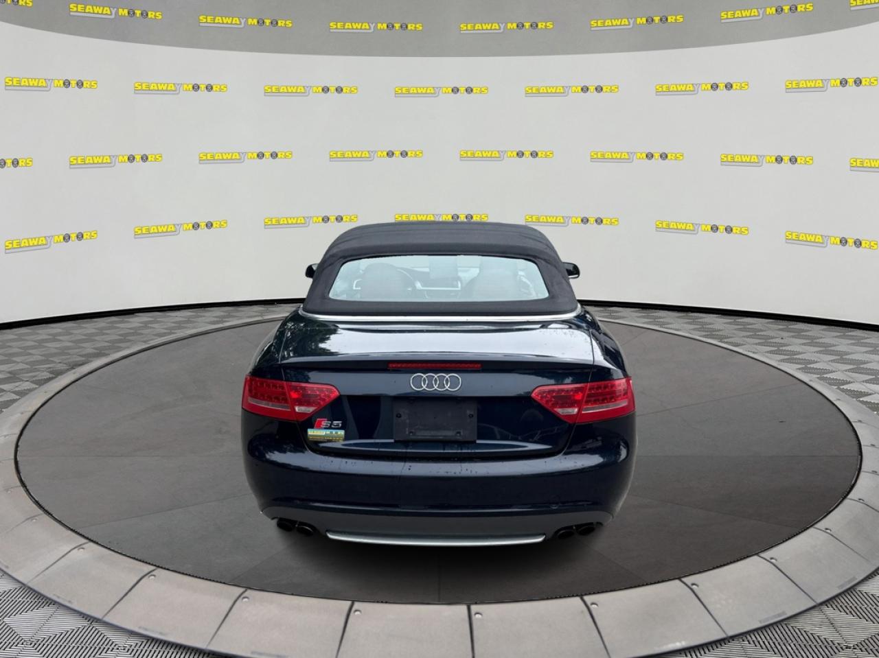 2010 Audi S5  - Photo #4