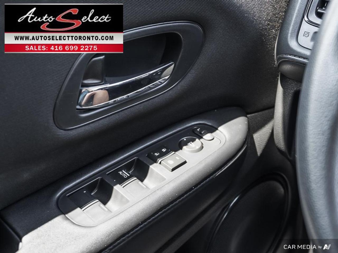 2017 Honda HR-V LX AWD - Apple Carplay - Android Auto - Backup Camera Photo