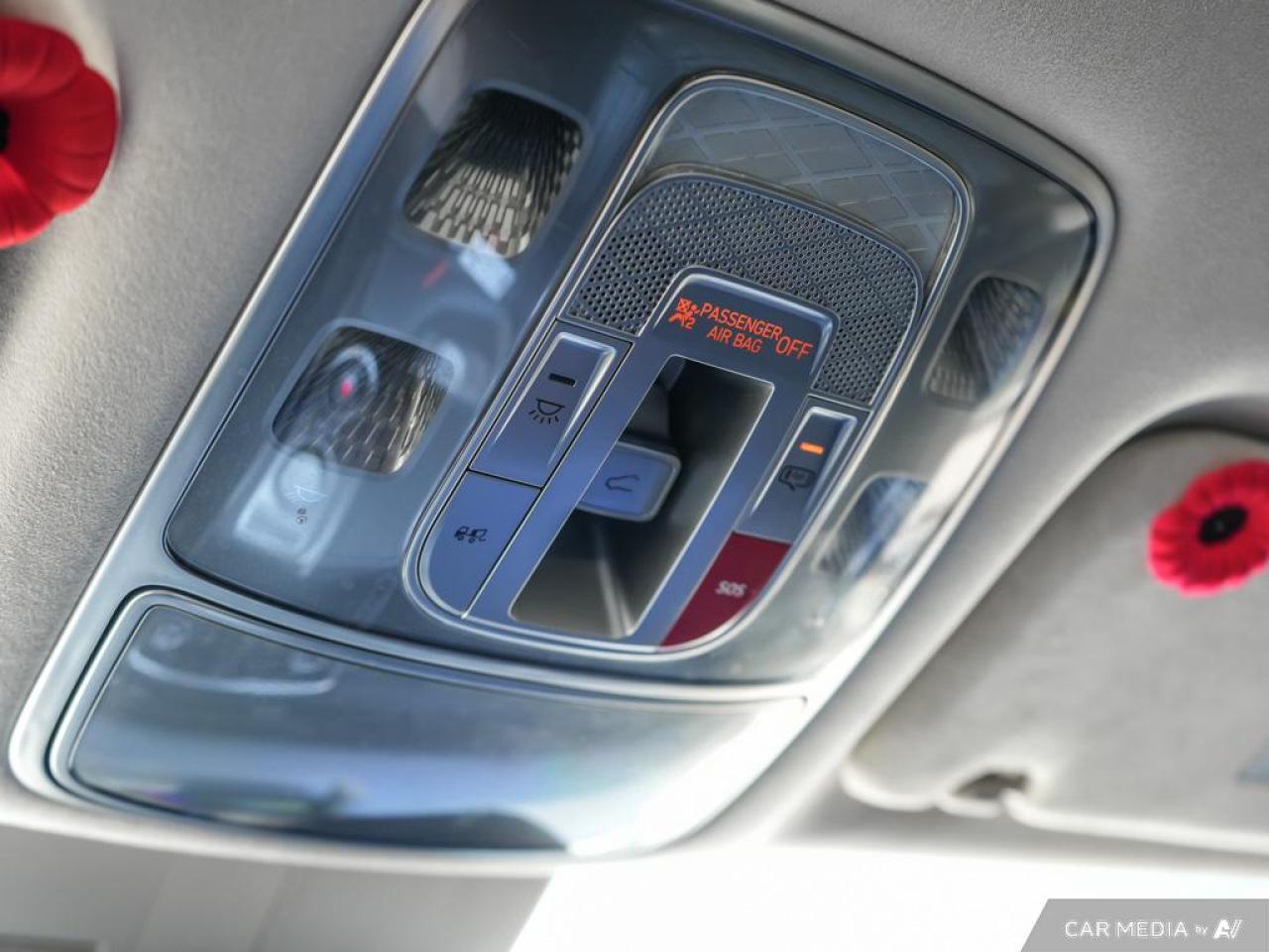 2023 Genesis GV80 3.5T Prestige 5P WINTER WHEELS | POWER MOONROOF | HEADS-UP DISPLAY Photo