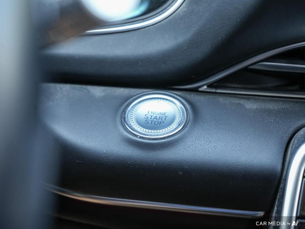 2023 Genesis GV80 3.5T Prestige 5P WINTER WHEELS | POWER MOONROOF | HEADS-UP DISPLAY Photo