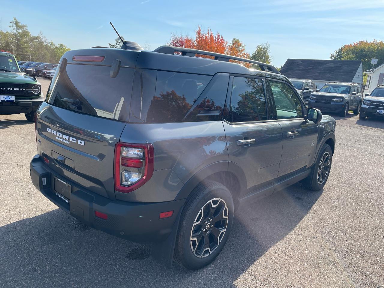 2025 Ford Bronco Sport Outer Banks Photo5