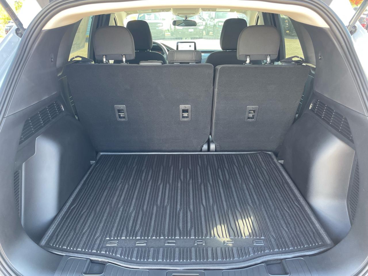 2025 Ford Escape Active Photo5