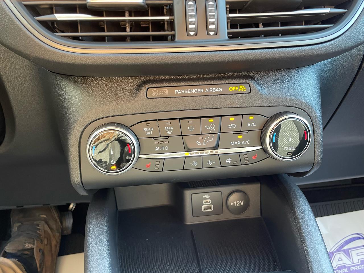 2025 Ford Escape Active Photo5