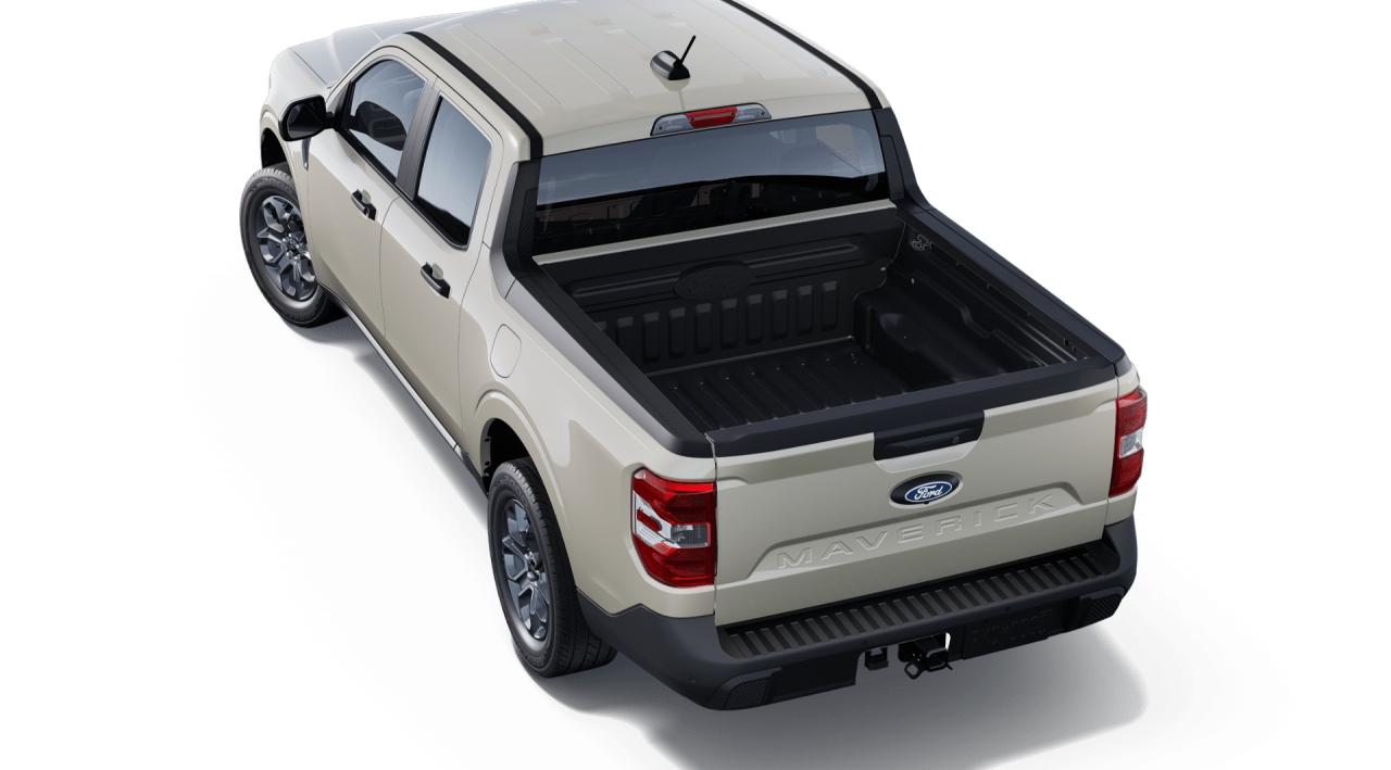 2025 Ford Maverick XLT Photo