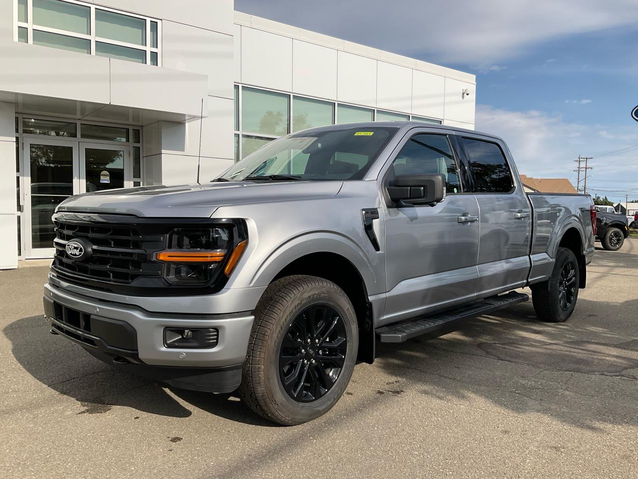 2025 Ford F-150 XLT Photo0