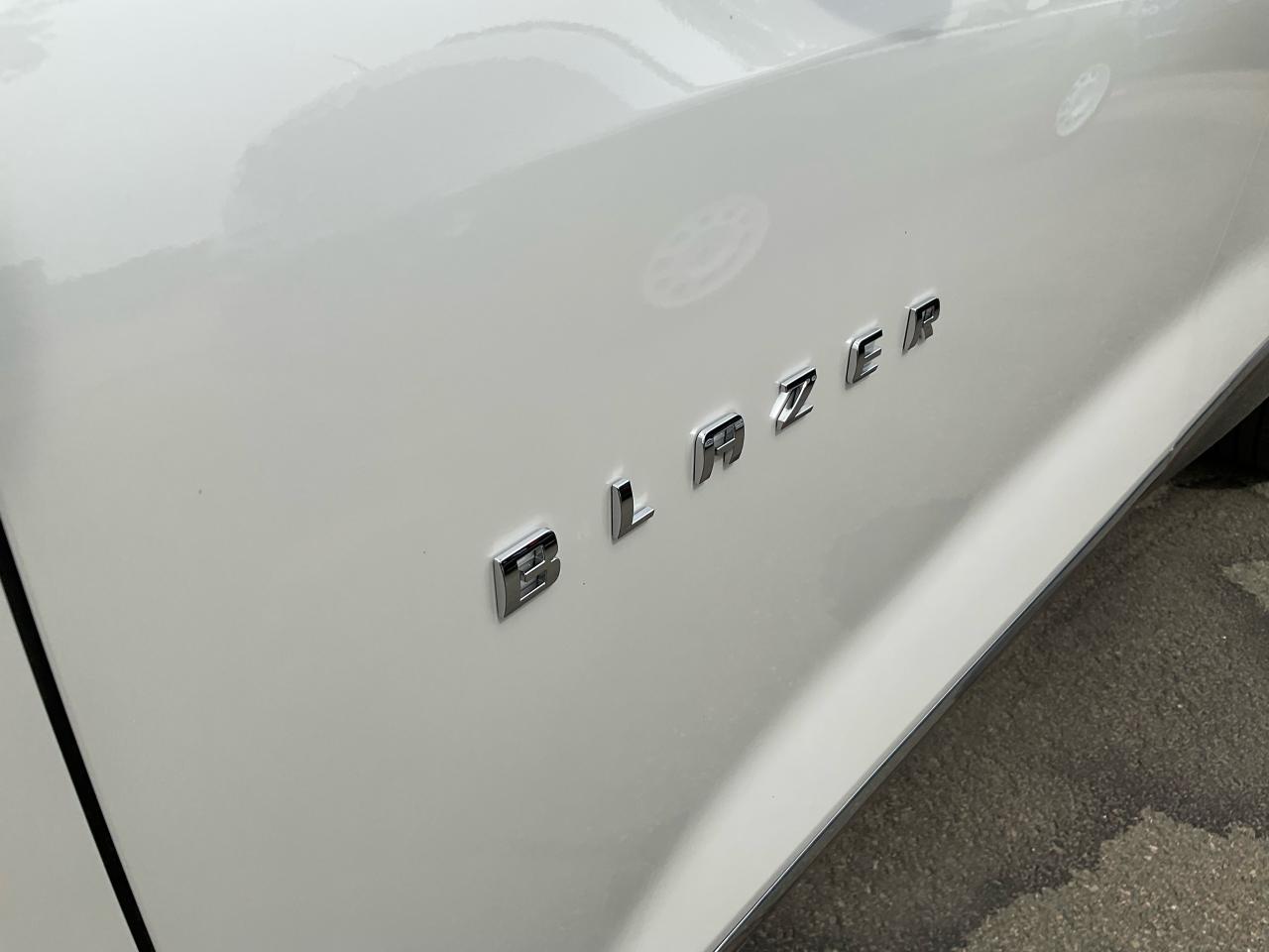 2024 Chevrolet Blazer Premier Photo5